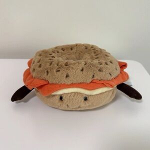 Jellycat Amuseables Bagel